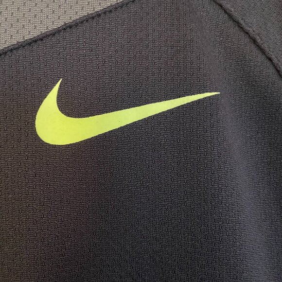 Nike Fitdry Men's Short Sleeve Crew Neck Large - Picture 2 of 3